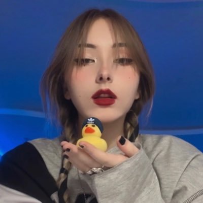 dariHQs's profile picture