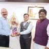 Фото профиля DrGautam Darekar मोदी का परिवार