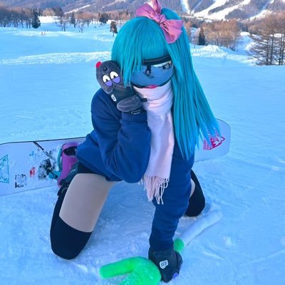 ★♪...＊鉢音 ミク＊...♪★'s profile picture