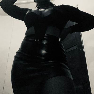 MistressSharry's profile picture