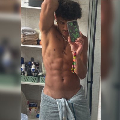 yurebaianox's profile picture