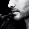 V's profile picture