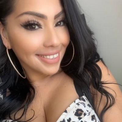 miss_junebugg's profile picture