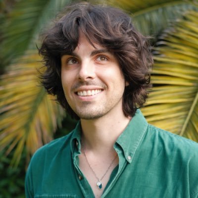 Elliot Roberts's profile picture