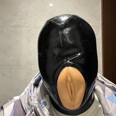 hazel_men's profile picture