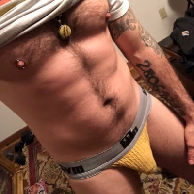 biotechwitch622's profile picture