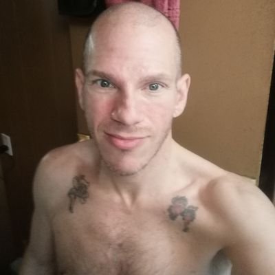 YQGBottomPig's profile picture