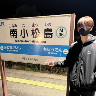 x_y_z888's profile picture