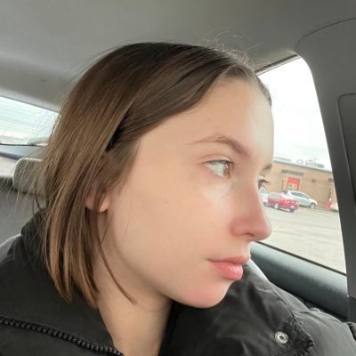 evelyn's profile picture