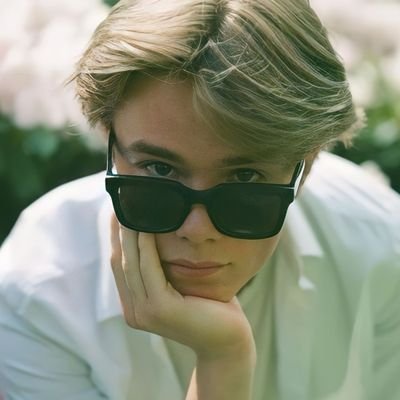 evergroyals's profile picture