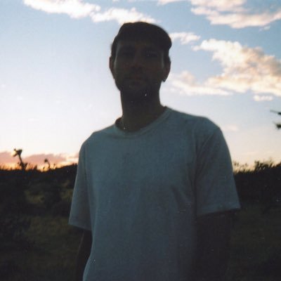 Novo Amor's profile picture