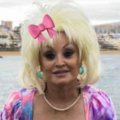 lobaferoza's profile picture