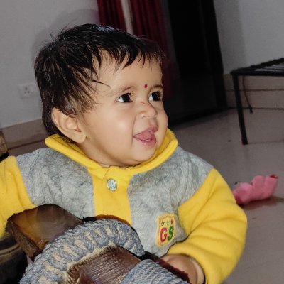 Divya yadav's profile picture