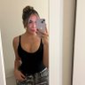 Isobel Hall 💋's profile picture