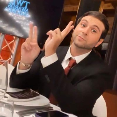 Ariღ 🥭 EXTRAÑO KARMALAND's profile picture