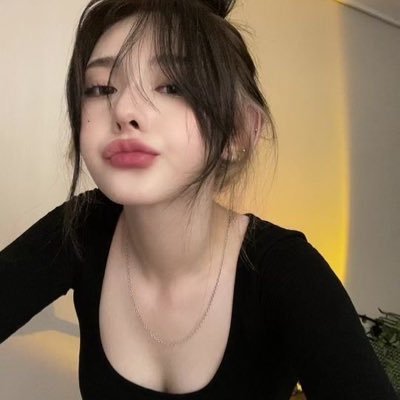zee's profile picture