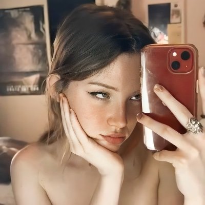 pretty lil luna 🌙's profile picture
