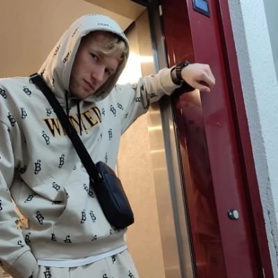 Vick Rail's profile picture