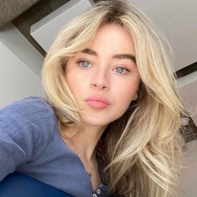 ً skye ᥫ᭡ SHORT N SWEET's profile picture