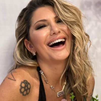 ladyfontenelle's profile picture
