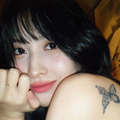 daily hirai momo 💌's profile picture