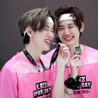 I'am Nuch € ❤️💙🥦°°°'s profile picture