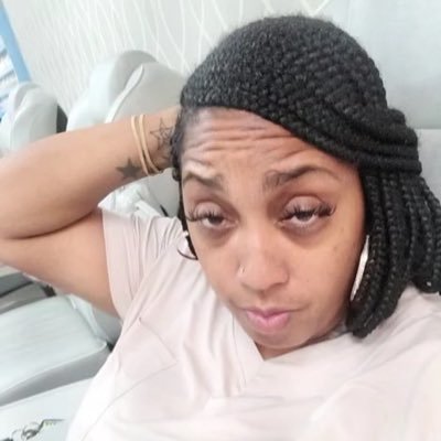 AnnieM1120's profile picture