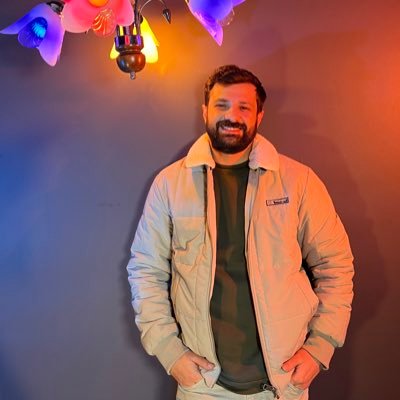 Vedat Aker's profile picture