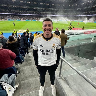 EmilioPapa99's profile picture