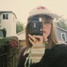 ece's profile picture