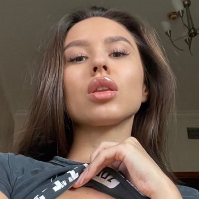 sizzLLaa's profile picture