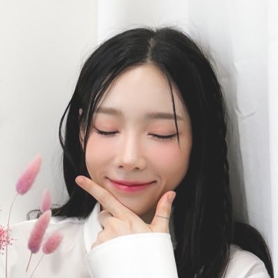 ineffablemoment's profile picture
