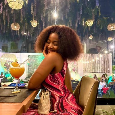 Moji 🤎🌸's profile picture