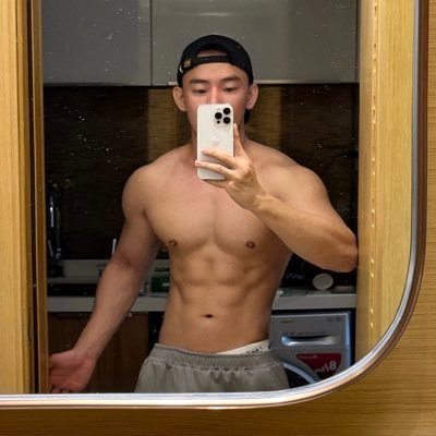 霸霸（体育生1s版）'s profile picture