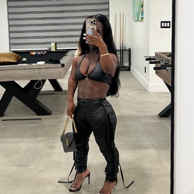THEE LITTLE PERSON®️'s profile picture