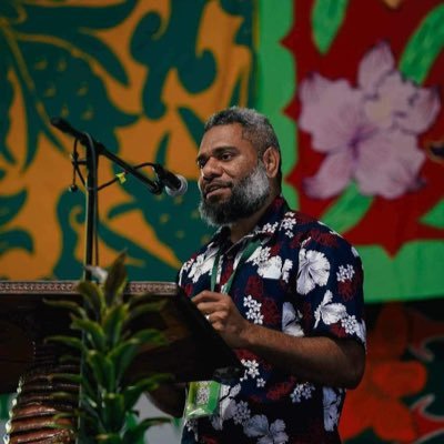 Obed J 🇻🇺 🌴👣🌊's profile picture