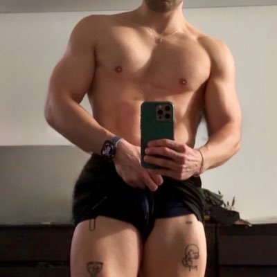 typicalbluebrry's profile picture