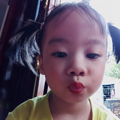 NguyenHuon94840's profile picture