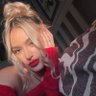val💭's profile picture