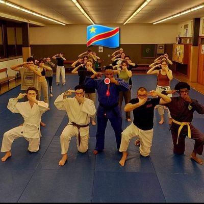 CHRISTOPHE MPUTU's profile picture