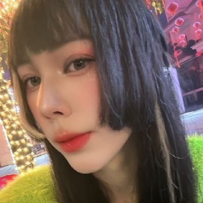 ladyboy's profile picture