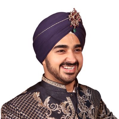 Evan Luthra's profile picture