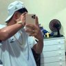 leleozn's profile picture