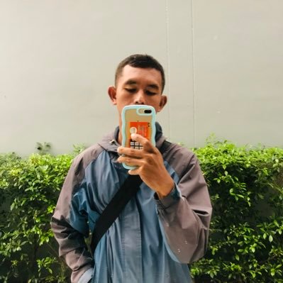 Sofa1570257Sofa's profile picture