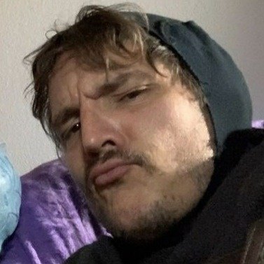 iordanaispunk's profile picture