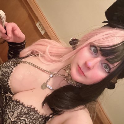 xKawaiiLovex's profile picture