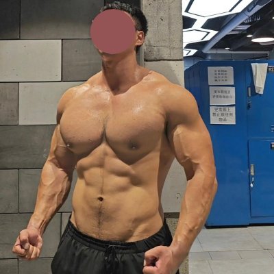 易燃易爆炸's profile picture