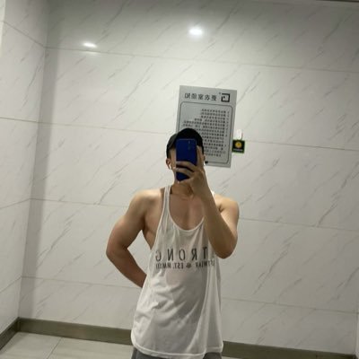 kylechao117's profile picture
