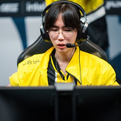 RINechan9's profile picture