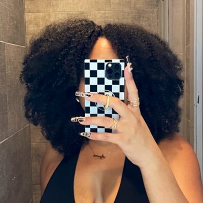 iryssx_Ology's profile picture